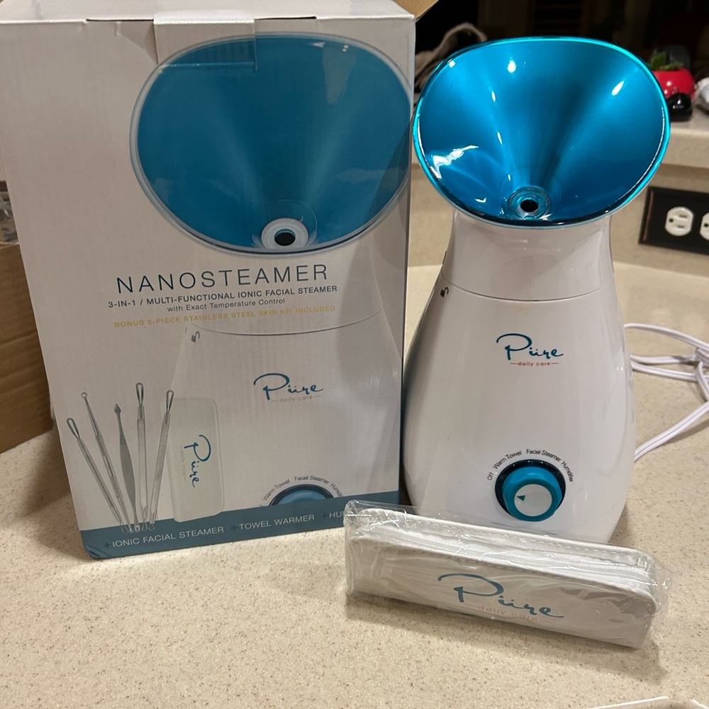 New In Box-Spa Pure Ionic Facial Steamer 3-in-1 w/ Extractor Set